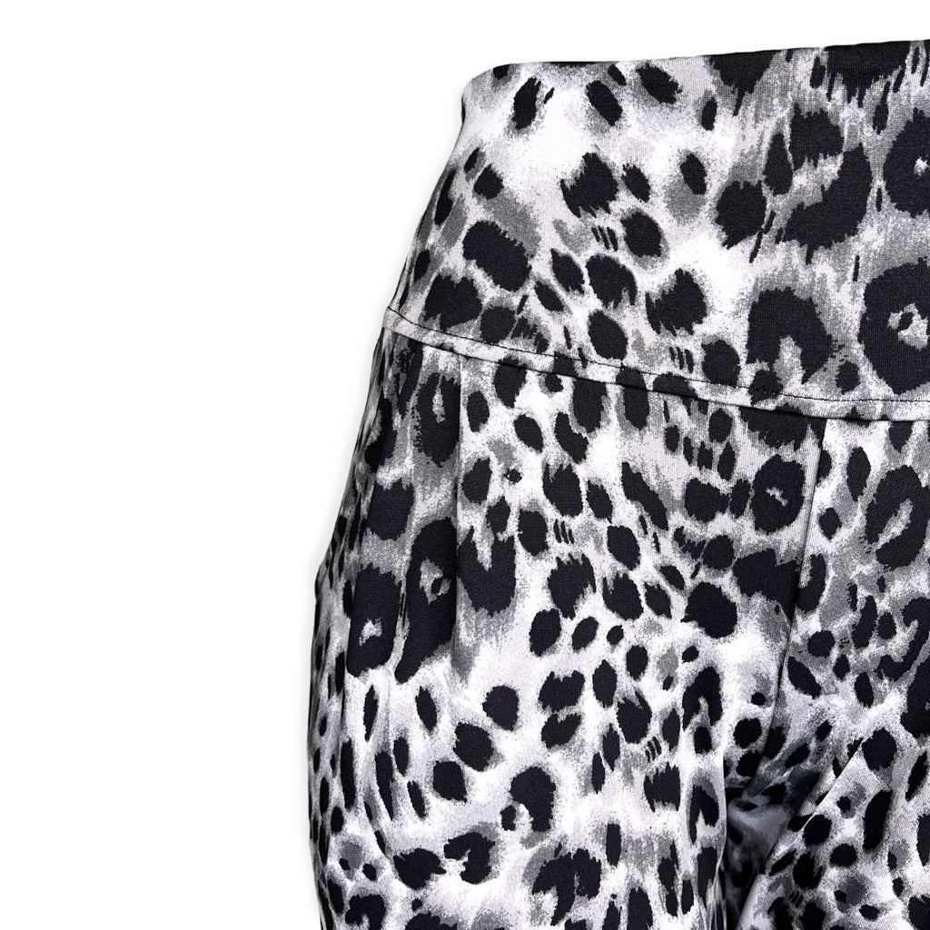 Snow Leopard Jogger